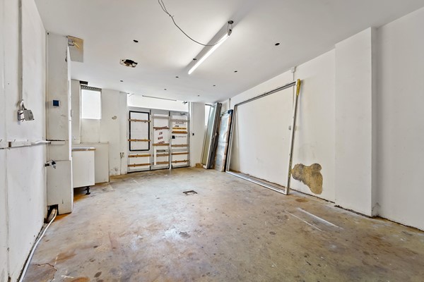 Medium property photo - Van Musschenbroekstraat 53, 2522 AJ Den Haag